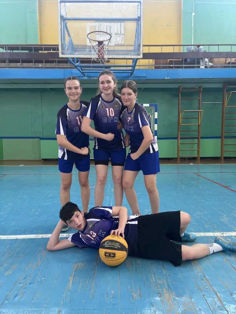 Поздравляем с победой!