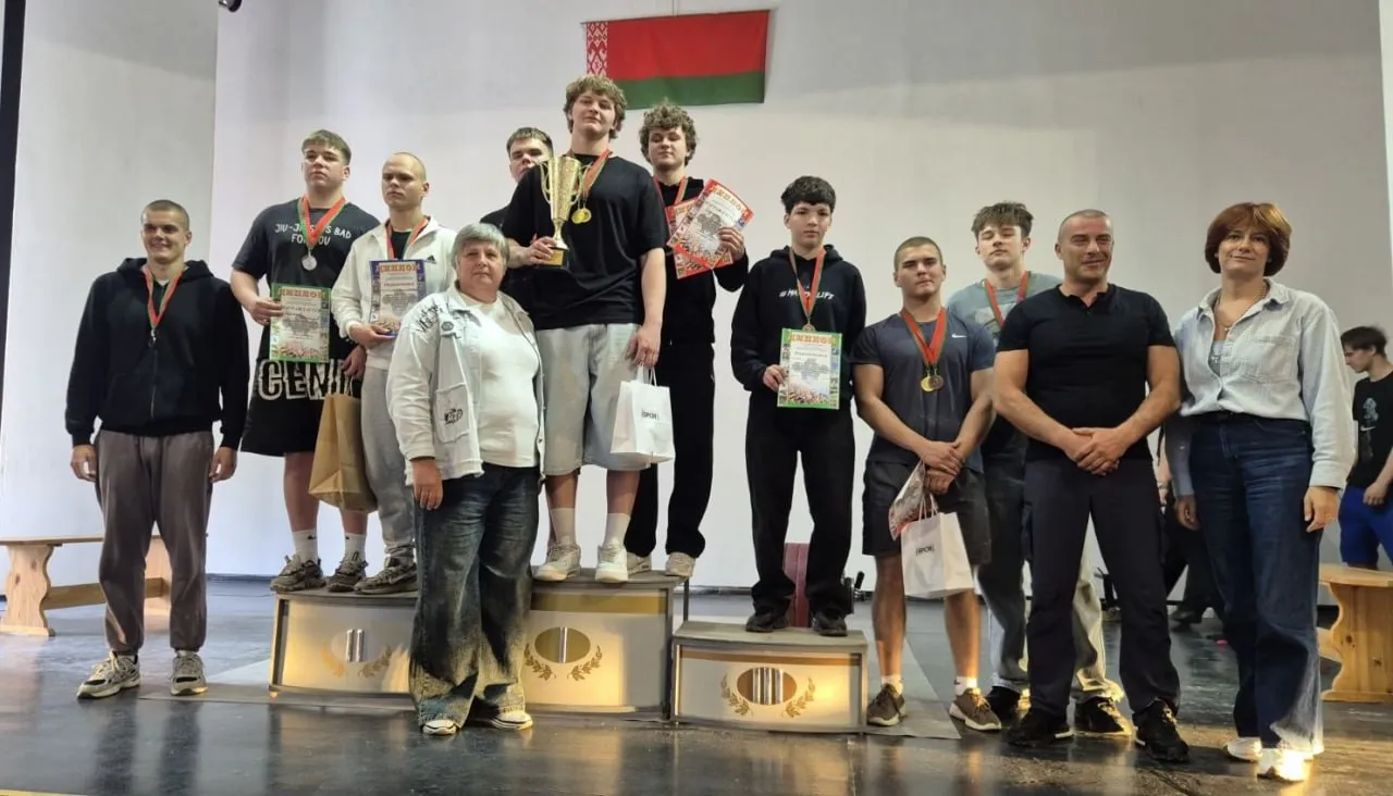 ПОЗДРАВЛЯЕМ!